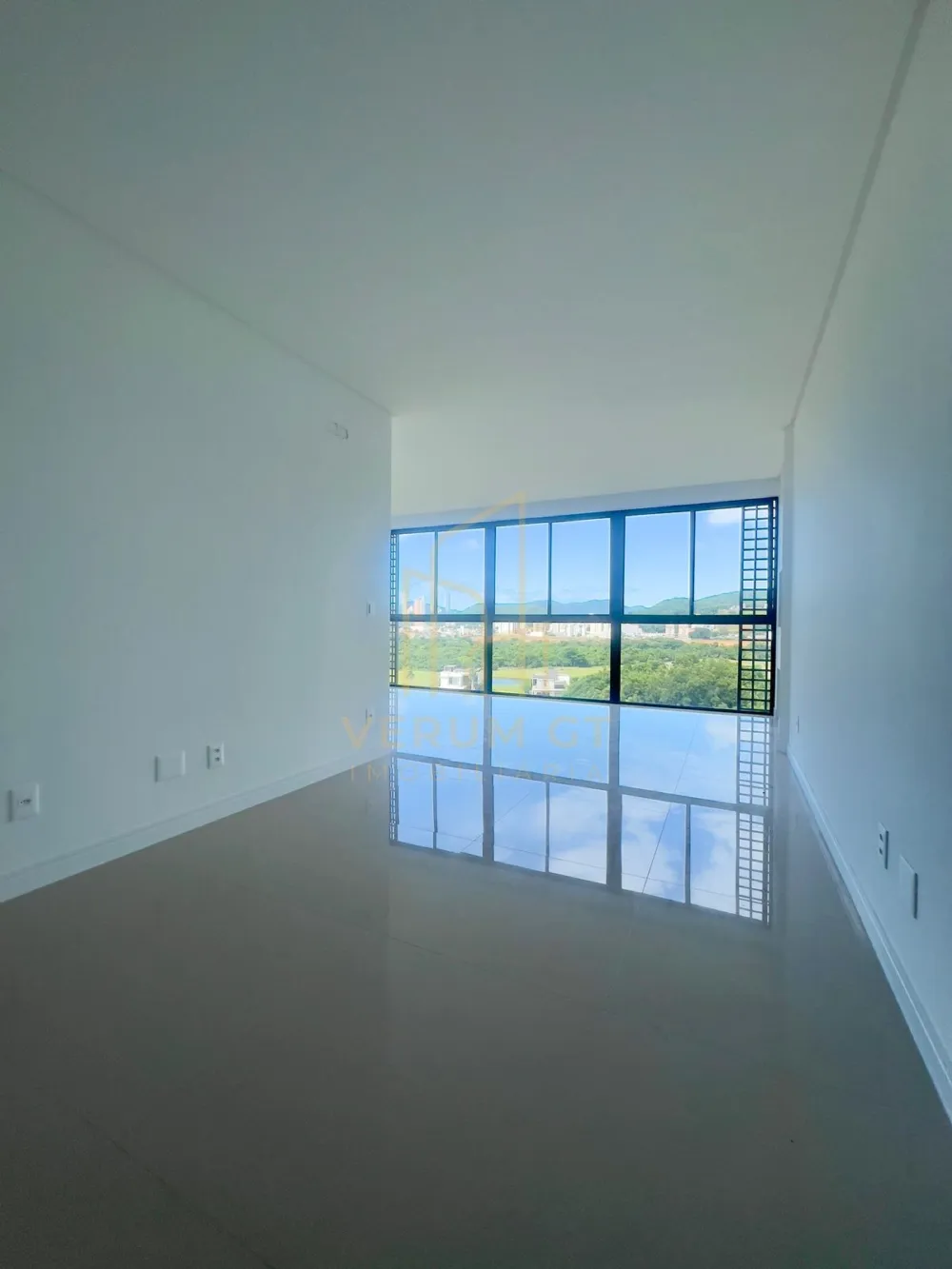 Apartamento Sofisticado | 3 Suítes | Elegância e Espaço